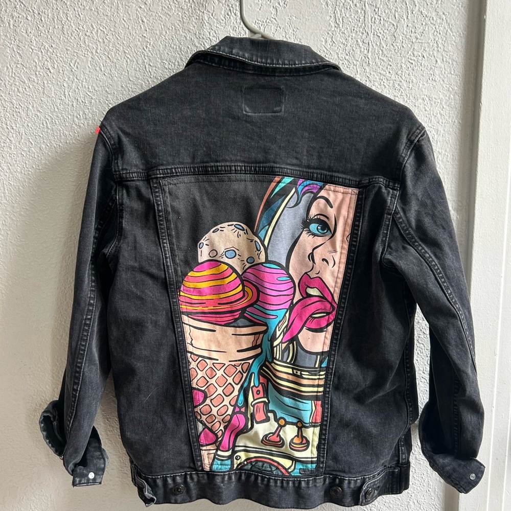 Space cream black denim jacket